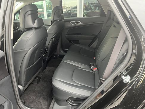Used 2024 Kia Sportage EX w/ EX Premium Package image 10