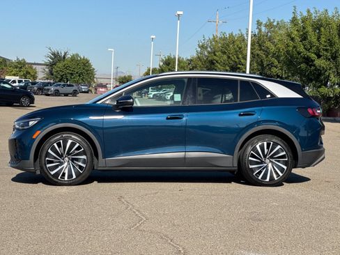Used 2023 Volkswagen ID.4 Pro S Plus RWD image 7
