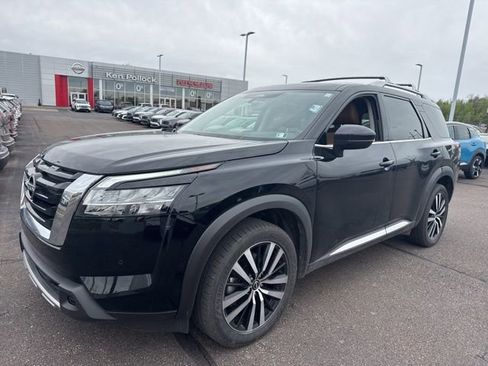 Certified 2023 Nissan Pathfinder Platinum AWD/4WD image 29