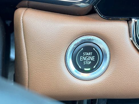 Certified 2023 GMC Canyon AT4 image 22