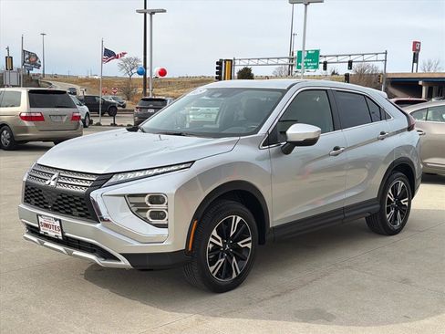 Used 2025 Mitsubishi Eclipse Cross SE image 4