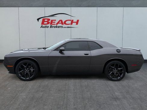 Used 2023 Dodge Challenger SXT w/ Blacktop Package image 7