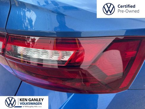 Used 2022 Volkswagen Jetta Sport FWD image 8