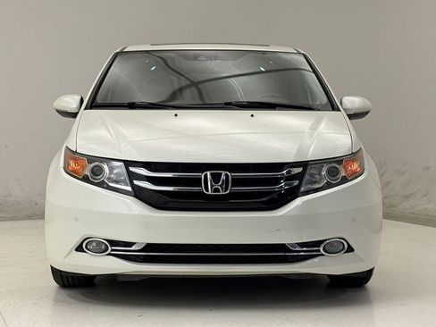 Used 2016 Honda Odyssey Touring image 3