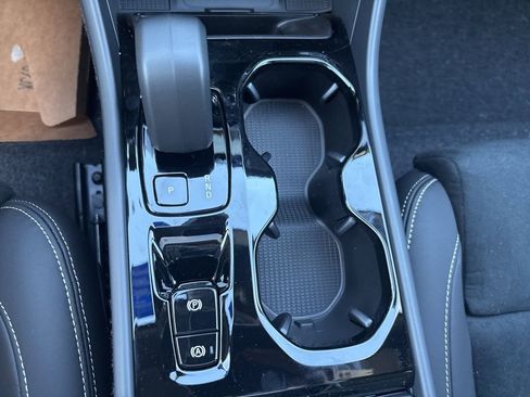 New 2026 Volvo XC40 B5 Ultra w/ Protection Package Premier AWD/4WD image 30