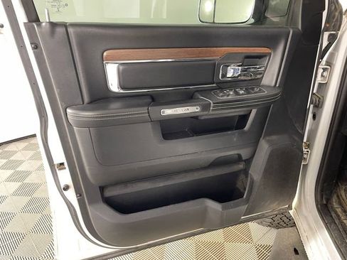 Used 2014 RAM 2500 Laramie w/ Convenience Group image 13