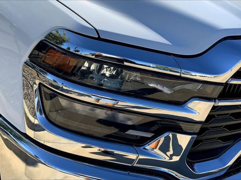 New 2026 RAM 2500 Tradesman w/ Chrome Appearance Group image 13