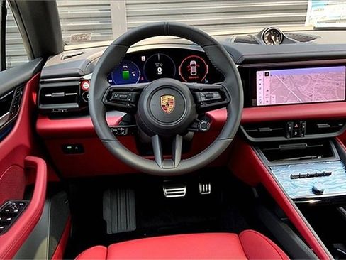 New 2025 Porsche Macan 4S Electric image 23