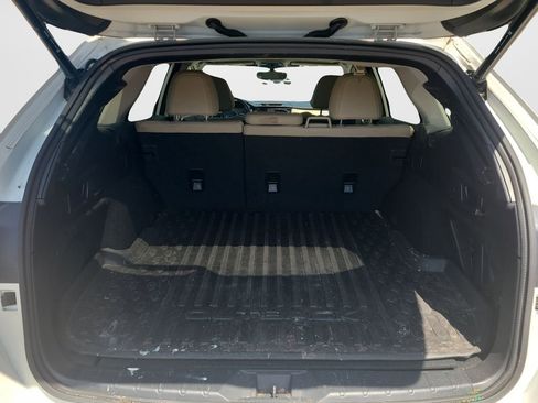 Used 2023 Subaru Outback Limited AWD/4WD image 9