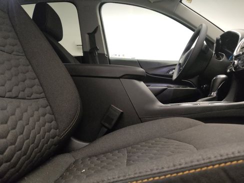 Used 2019 Chevrolet Equinox LT FWD image 21