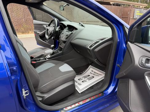Used 2015 Ford Focus ST FWD image 13