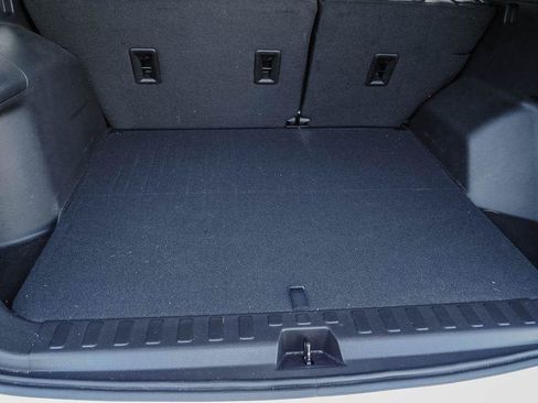 Certified 2024 Chevrolet Equinox LT FWD image 9