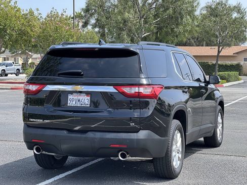Used 2021 Chevrolet Traverse LT AWD/4WD image 5