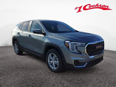 Certified 2023 GMC Terrain SLE image 1