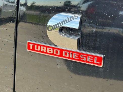 New 2026 RAM 2500 Laramie AWD/4WD image 39