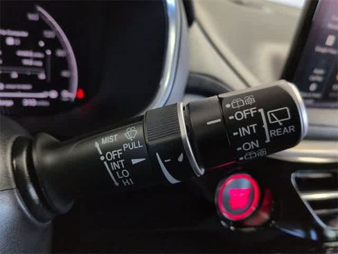 Certified 2025 Acura MDX SH-AWD image 28
