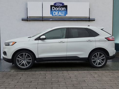 Certified 2022 Ford Edge Titanium w/ Class II Trailer Tow Package image 6