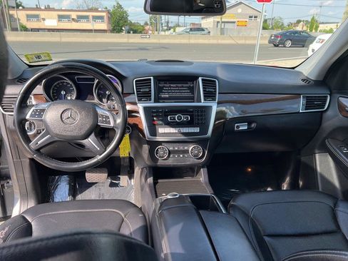 Used 2013 Mercedes-Benz ML 350 4MATIC image 7