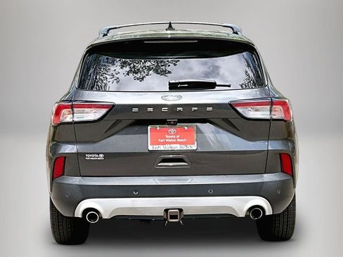 Used 2020 Ford Escape SEL image 6