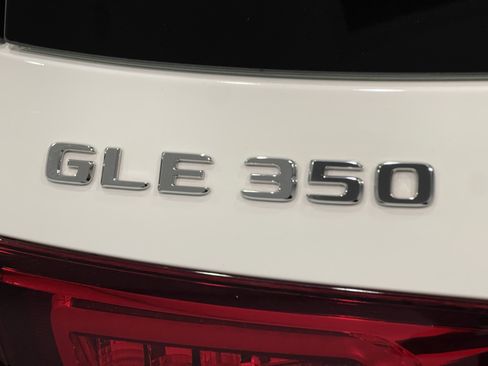 Used 2022 Mercedes-Benz GLE 350 4MATIC image 24