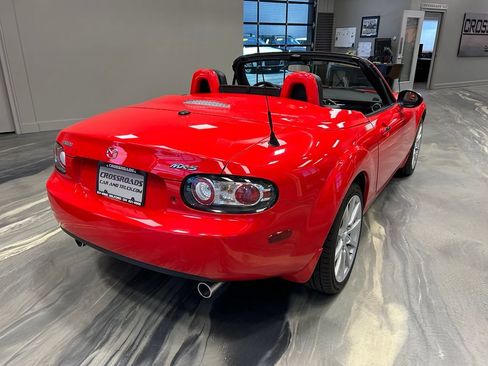 Used 2008 MAZDA MX-5 Miata Grand Touring RWD image 27
