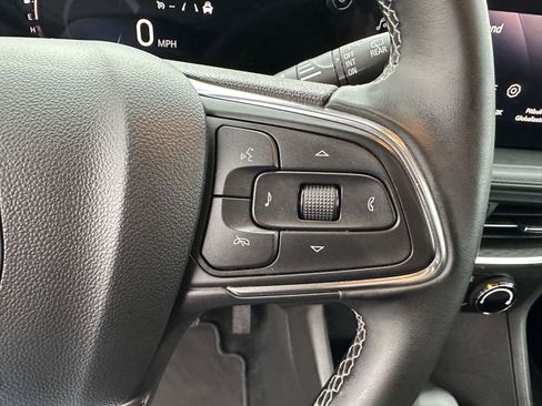 Used 2025 Buick Encore GX Preferred AWD/4WD image 25