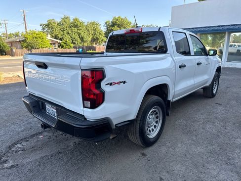 Used 2023 Chevrolet Colorado W/T w/ Advanced Trailering Package AWD/4WD image 5