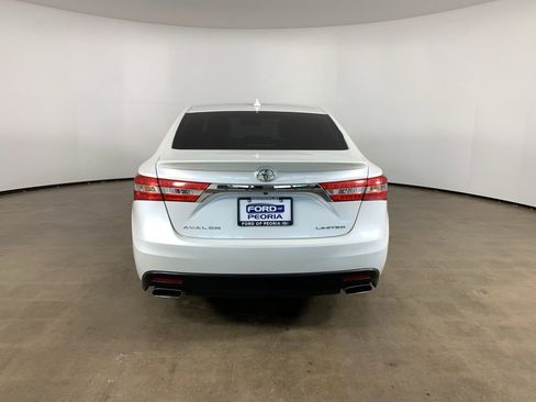 Used 2014 Toyota Avalon Limited w/ Technology Package image 10