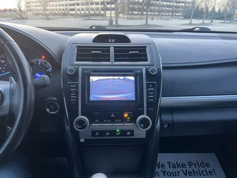 Used 2013 Toyota Camry SE w/ Convenience Pkg image 21