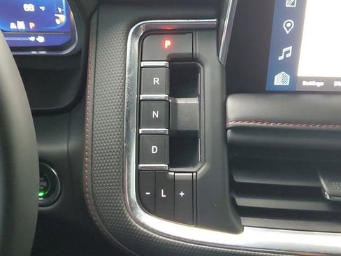 Certified 2023 Chevrolet Tahoe RST w/ RST Performance Edition image 33