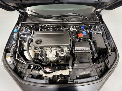 Used 2025 Honda Civic LX image 31
