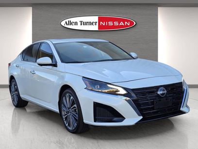 Used 2025 Nissan Altima 2.5 SL