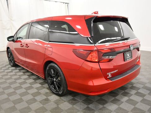 Certified 2023 Honda Odyssey Sport image 5