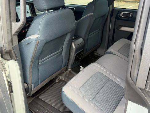 Used 2022 Ford Bronco Outer Banks image 24