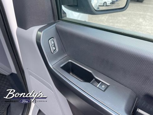 Used 2022 Ford F150 XL w/ Equipment Group 101A High AWD/4WD image 19