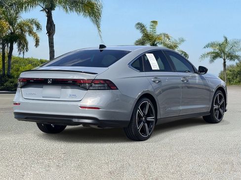 Used 2024 Honda Accord Sport image 4