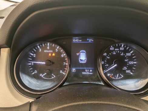 Used 2019 Nissan Rogue Sport SL w/ Premium Package image 17