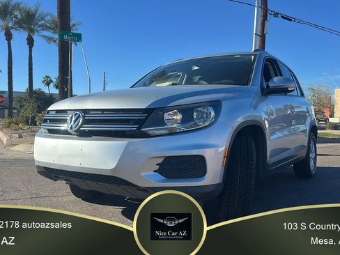 Used 2017 Volkswagen Tiguan S FWD image 1