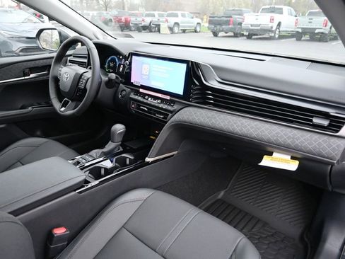 New 2026 Toyota Camry XLE AWD/4WD image 14