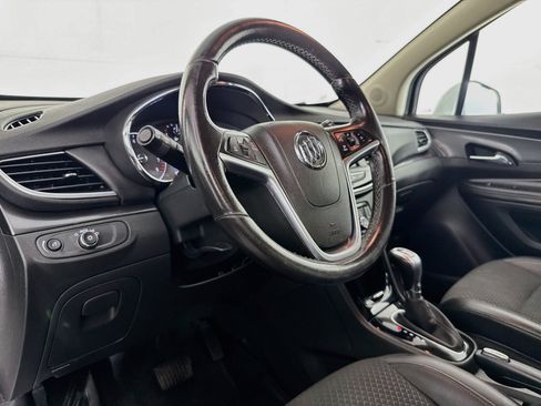 Used 2022 Buick Encore Preferred w/ Safety Package AWD/4WD image 36
