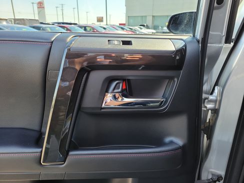 Used 2023 Toyota 4Runner TRD Off-Road Premium w/ Moonroof Package AWD/4WD image 12