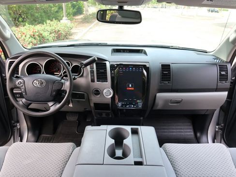 Used 2012 Toyota Tundra 4x4 Double Cab w/ Tow Pkg image 31