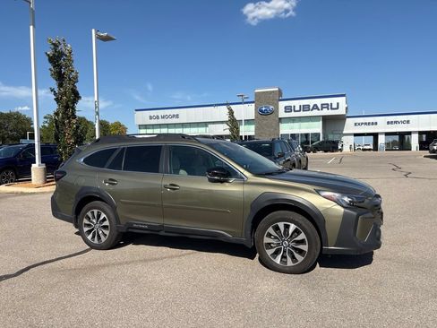 Used 2024 Subaru Outback Limited AWD/4WD image 1