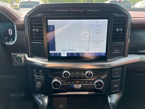 Used 2023 Ford F150 Lariat AWD/4WD image 28