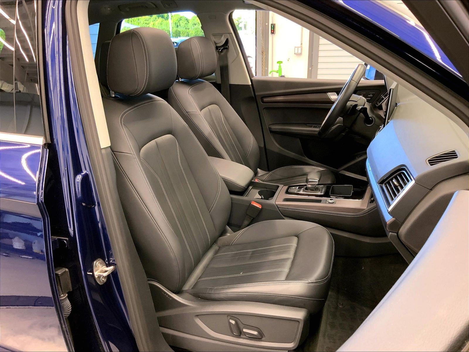 Certified 2023 Audi Q5 2.0T Premium Plus w/ Premium Plus Package AWD/4WD image 6