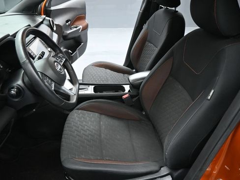 Used 2023 Nissan Kicks SR FWD image 10