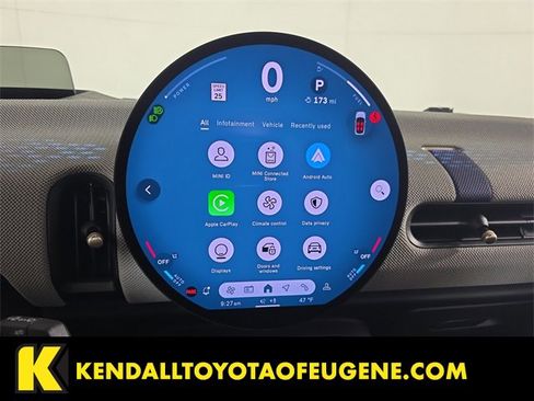 Used 2025 MINI Cooper 2-Door Hardtop image 11