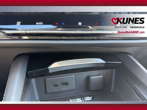 New 2026 Buick Envision Sport Touring image 28