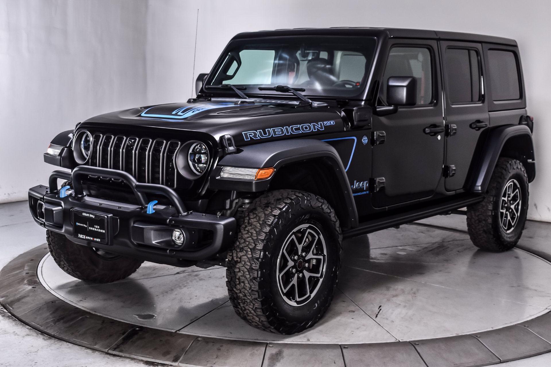 Used 2023 Jeep Wrangler Unlimited Rubicon 4xe AWD/4WD image 3
