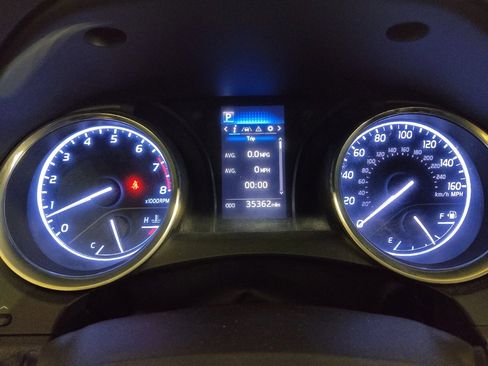 Used 2020 Toyota Camry SE w/ Convenience Package image 23